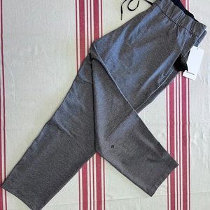 Lululemon On The Fly 27” Pants in Heather Grey